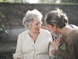 Aposentado, você pode deixar de pagar imposto de renda