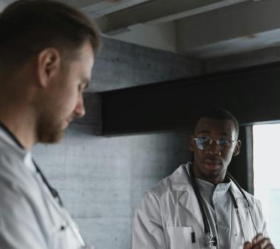 Médico, você sabia que pode estar mais INSS do que deve sem nem perceber?